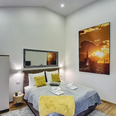 D&A Central Luxury Apartments With Free Parking Pula Extérieur photo
