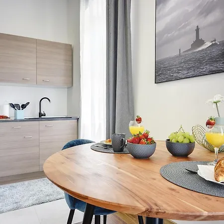 D&A Central Luxury Apartments With Free Parking Pula Extérieur photo