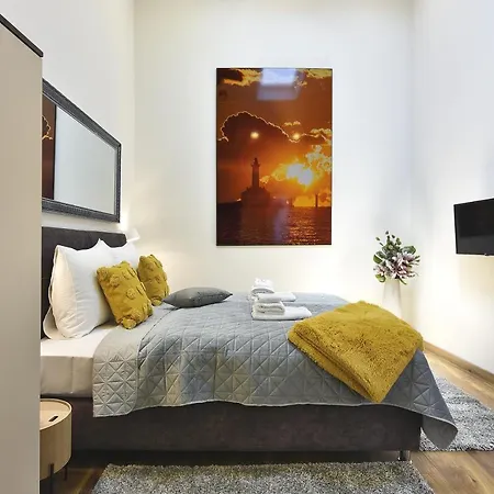 D&A Central Luxury Apartments With Free Parking Pula Extérieur photo