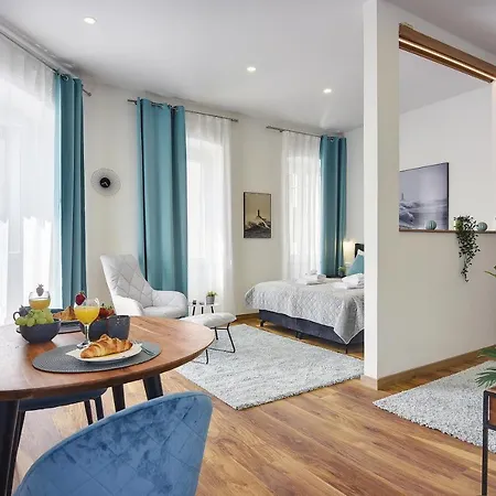 D&A Central Luxury Apartments With Free Parking Pula Extérieur photo