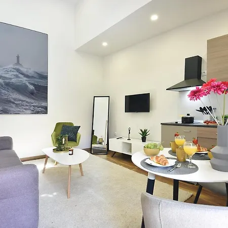 D&A Central Luxury Apartments With Free Parking Pula Extérieur photo