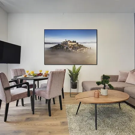 D&A Central Luxury Apartments With Free Parking Pula Extérieur photo