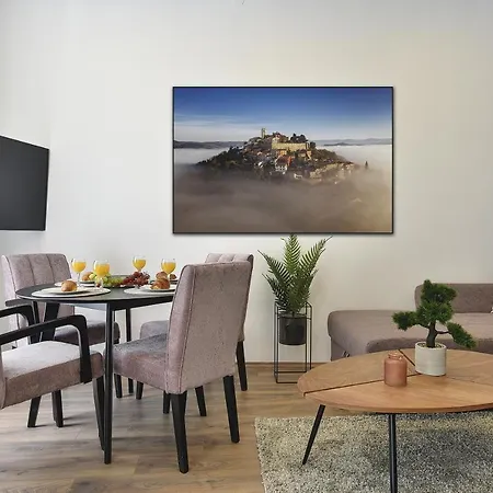 D&A Central Luxury Apartments With Free Parking Pula Extérieur photo