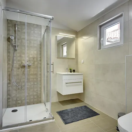 D&A Central Luxury Apartments With Free Parking Pula Chambre photo
