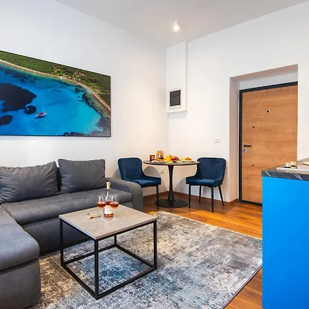 D&A Central Luxury Apartments With Free Parking Pula Extérieur photo