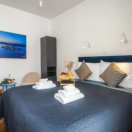 D&A Central Luxury Apartments With Free Parking Pula Extérieur photo