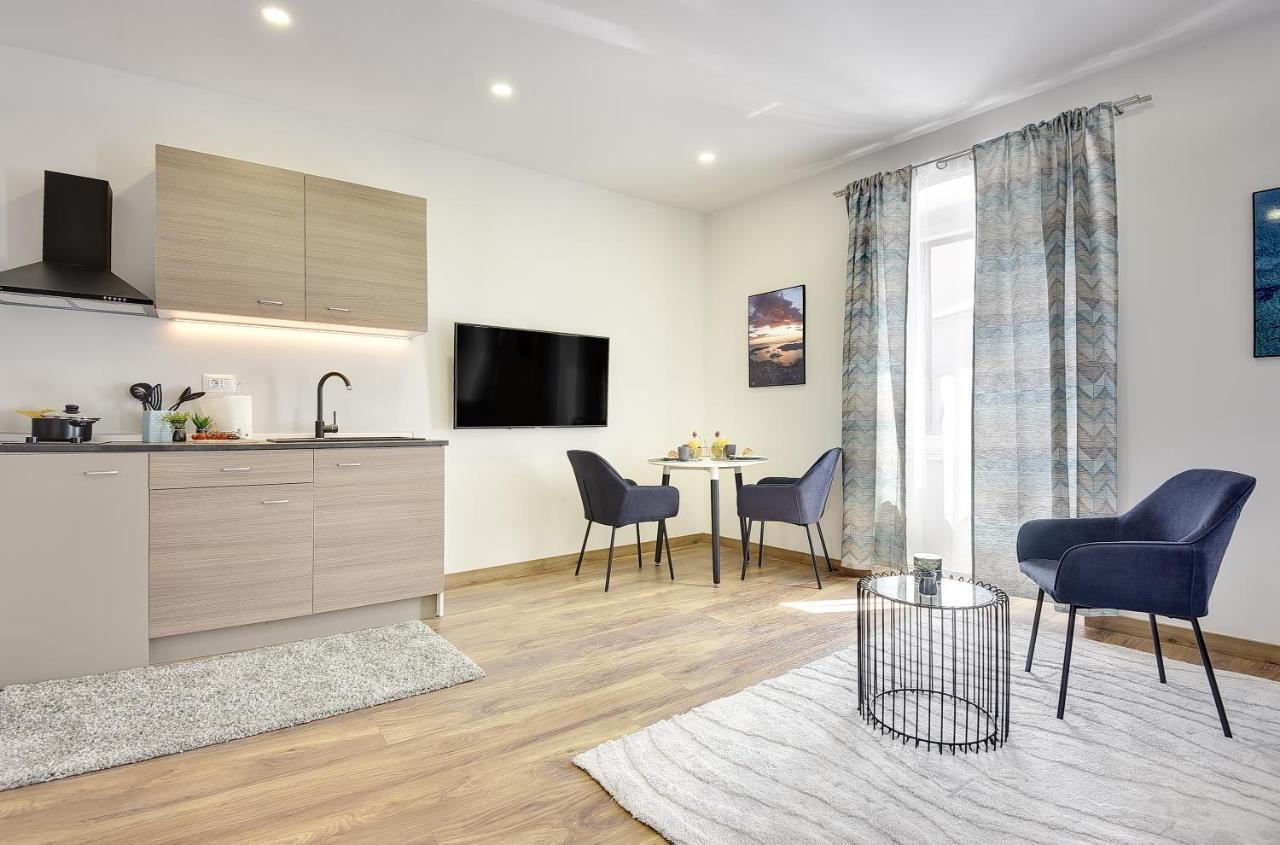 D&a Luxury With Free Parking Appartement Pula