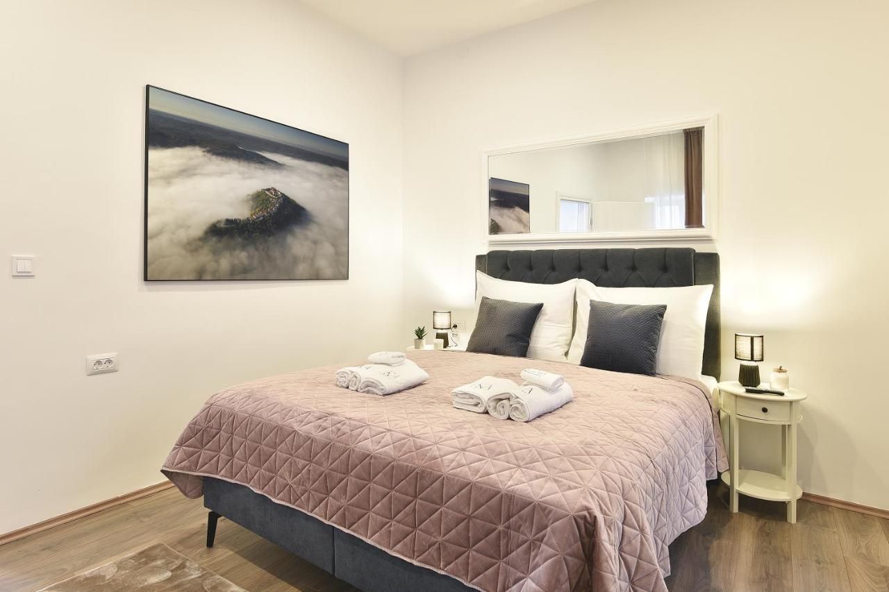 D&a Luxury With Free Parking Appartement Pula